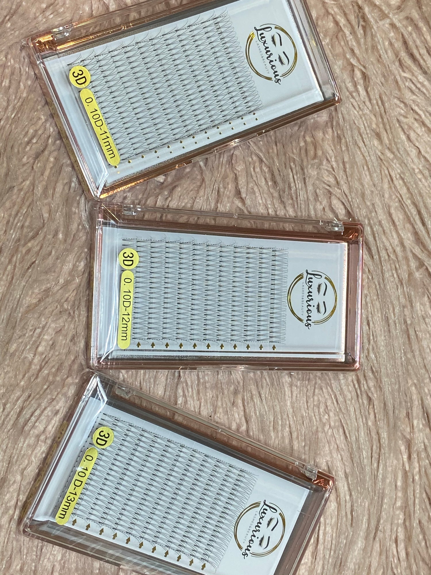 Lash trays